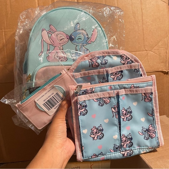 Disney Angel & Stitch 2-in-1 Mini Backpack Fanny Pack Cardholder & Organizer NWT - Picture 5 of 15
